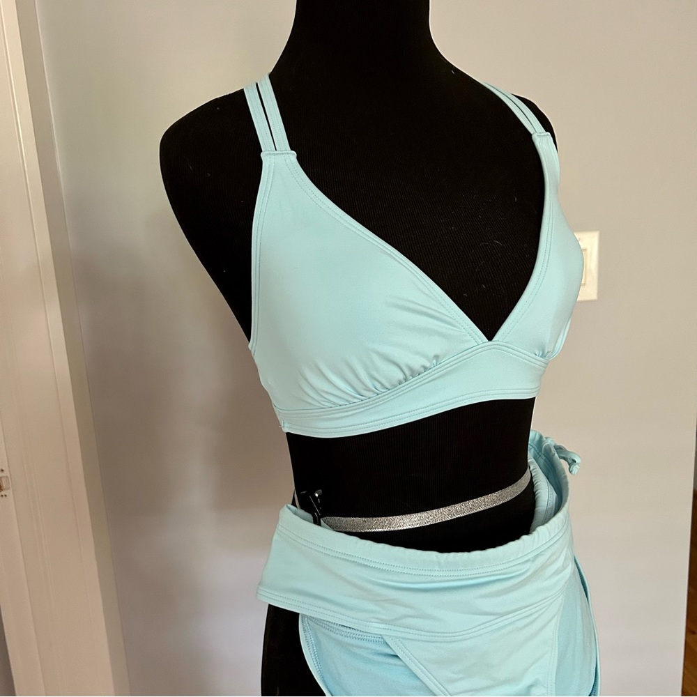 ATHLETA (SKY BLUE) Cross Strap Bikini TOP = SM | BOTTOM = MED - Picture 15 of 16